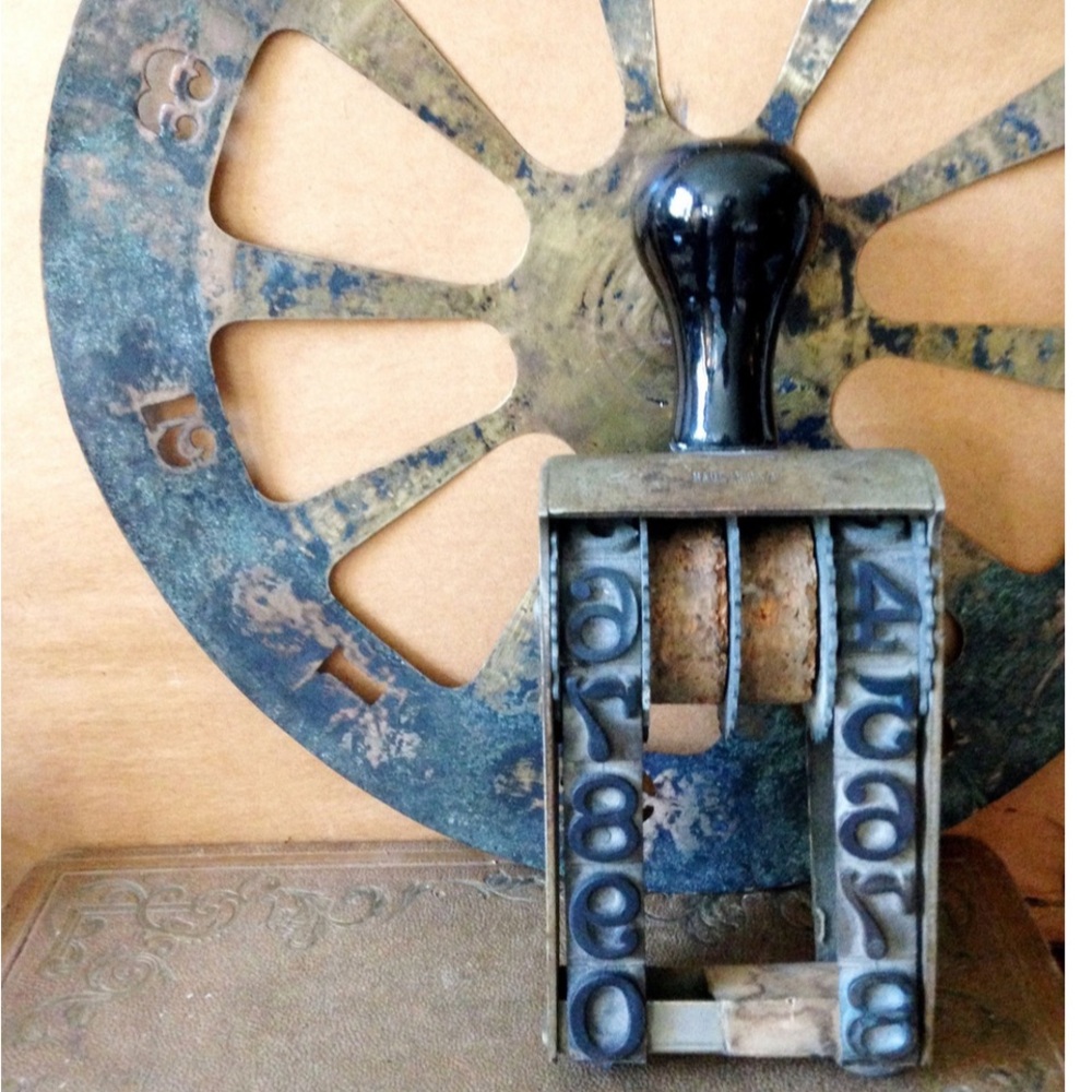 Antique Crown X-Large Hand Price Stamper w/Black Wood Handle, VERY RARE
